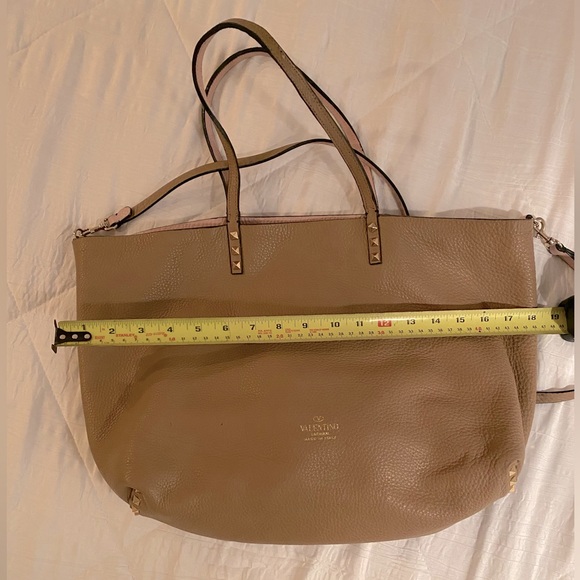 Valentino Reversible Tote Bag Tan and/or Pink - Picture 8 of 8